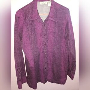 Womens Purple Button-Up Shirt Siza 1X with Cuff Sleeves